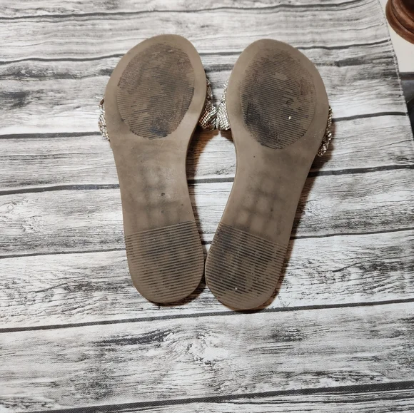Womens Steve Madden Silver Sandals - Picture 6 of 6